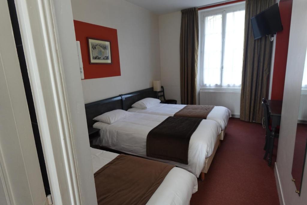 Cit'Hotel Avallon Vauban - Chambre Triple