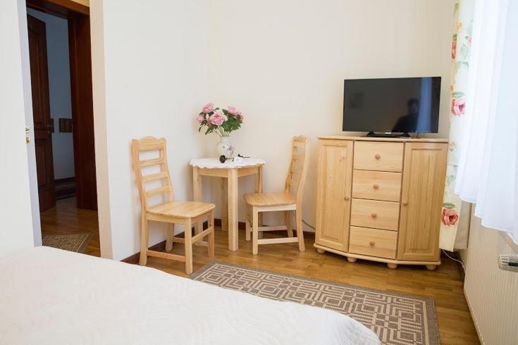 Szwajcarka Willa z sauną i jacuzzi - 5