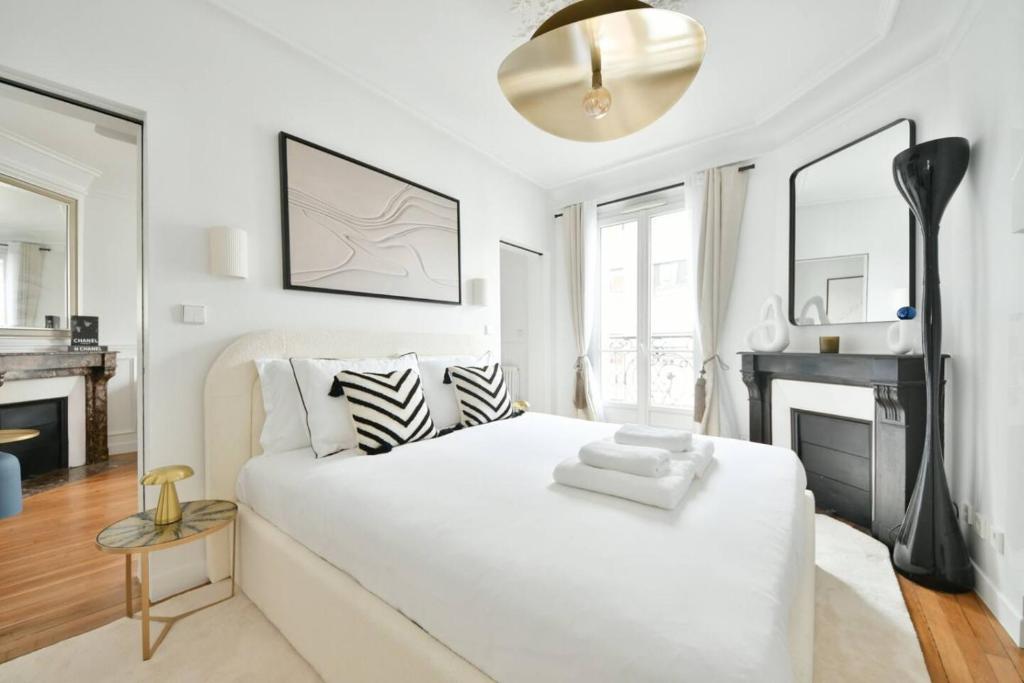 Chic One Bedroom Apartment near République Bastille & Père Lachaise