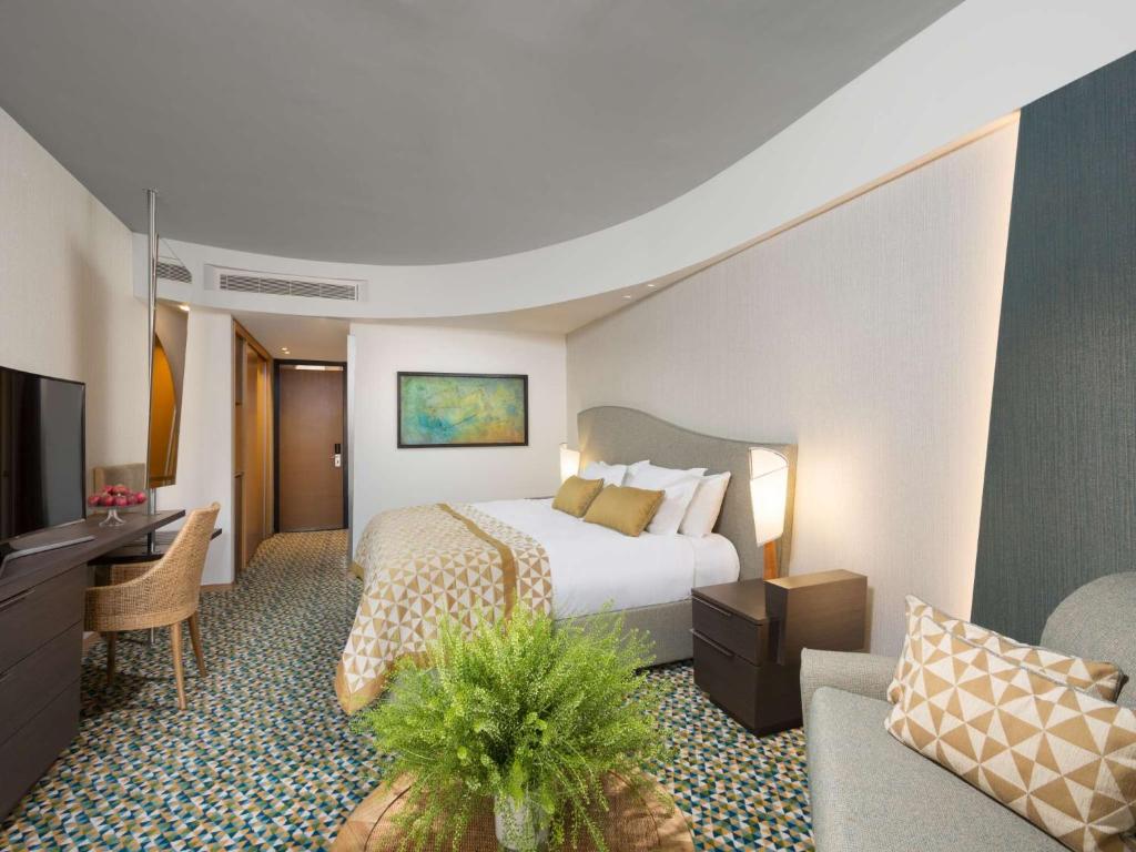 TV&#47;Unterhaltungsangebot in der Unterkunft Dan Eilat Hotel