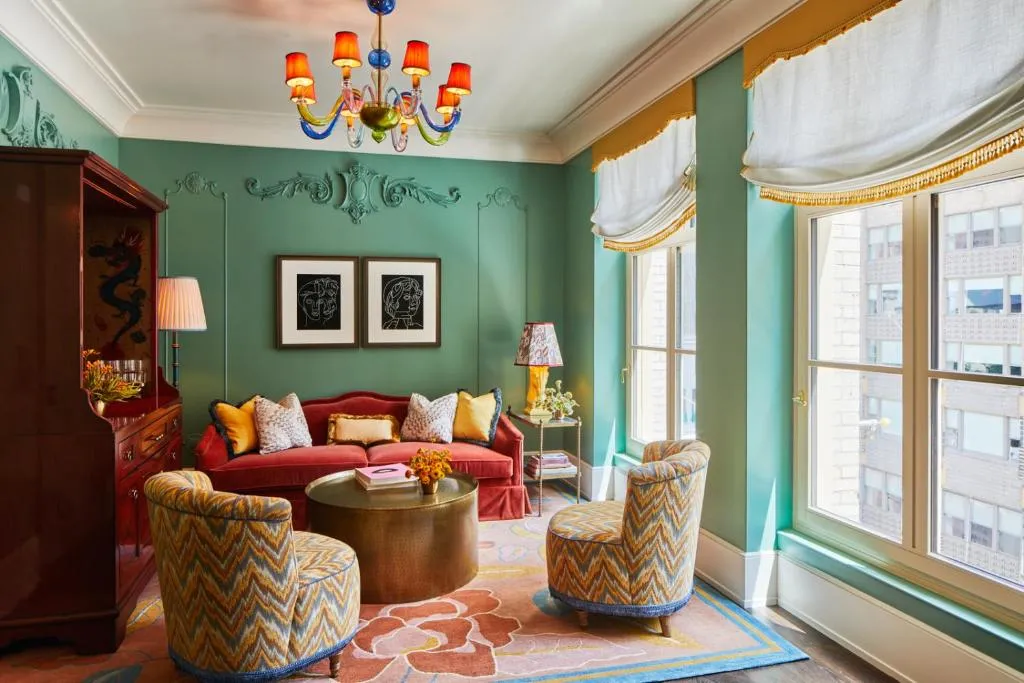 Fifth Avenue Suite Accessible- Mansion
