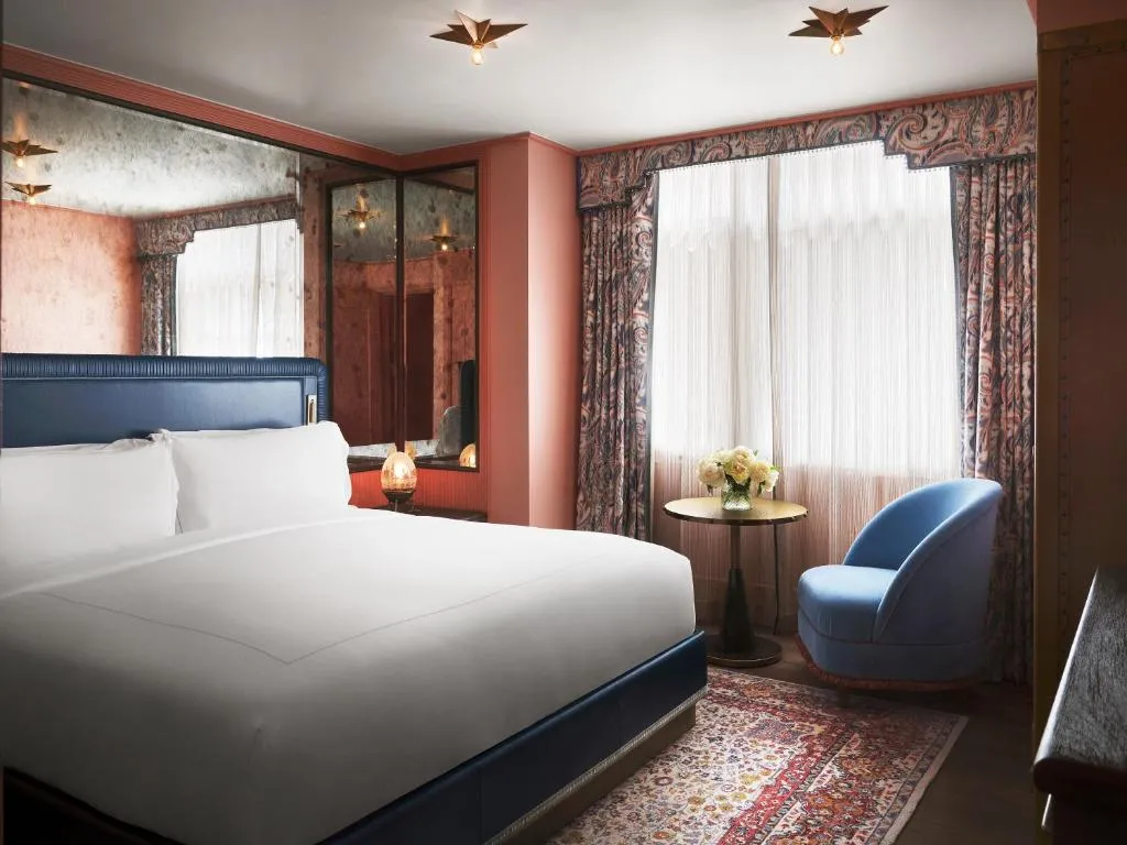 Parlour Suite- Tower