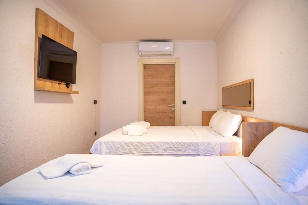 Sunmed Lodge - 