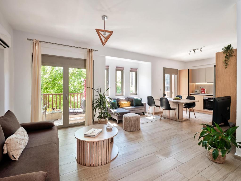 ModernPastel Apartment - Private Parking,Near the Old Port