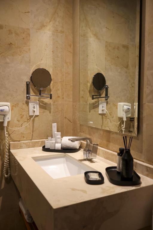 Hotel Crown Victoria - Junior Suite