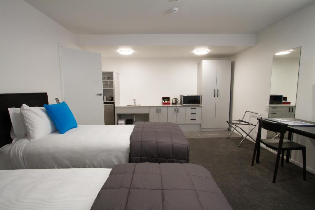 Aurora on George - Resim 2