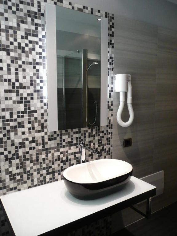 Koupelna v ubytování Hotel Tirrenia