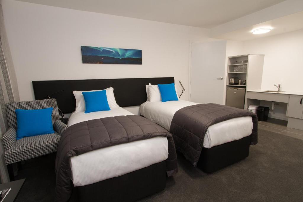 Aurora on George - Resim 15