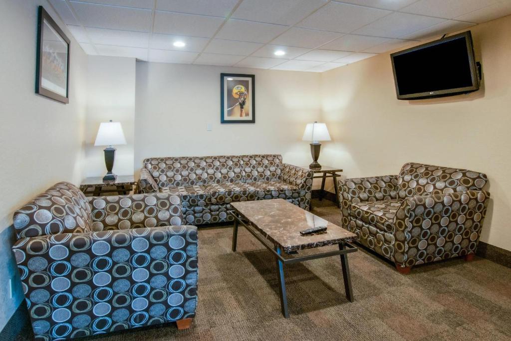 Quality Inn Stadium Area Green Bay Stadium photo