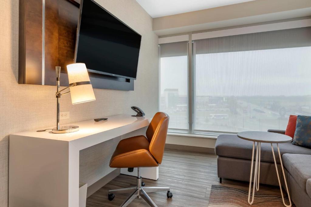 Cambria Hotel Bloomington Mall of America Minneapolis Airport photo