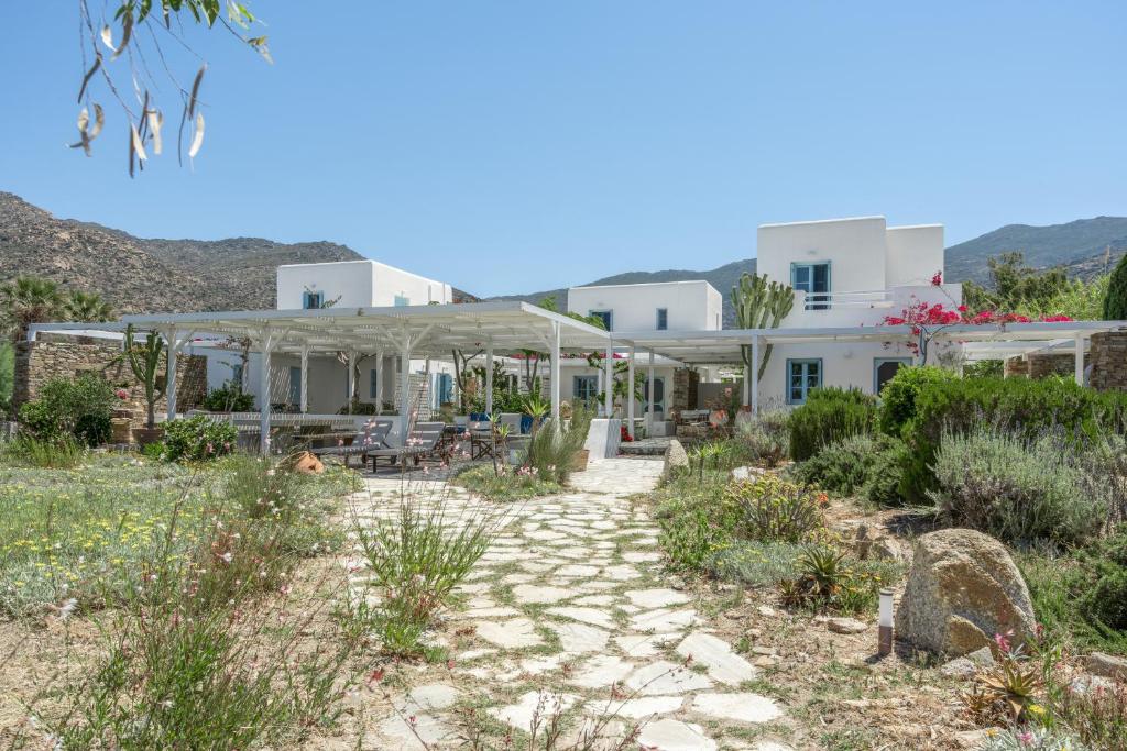 a view of the house from the garden at Beachfront Ios Villa in Ios Chora