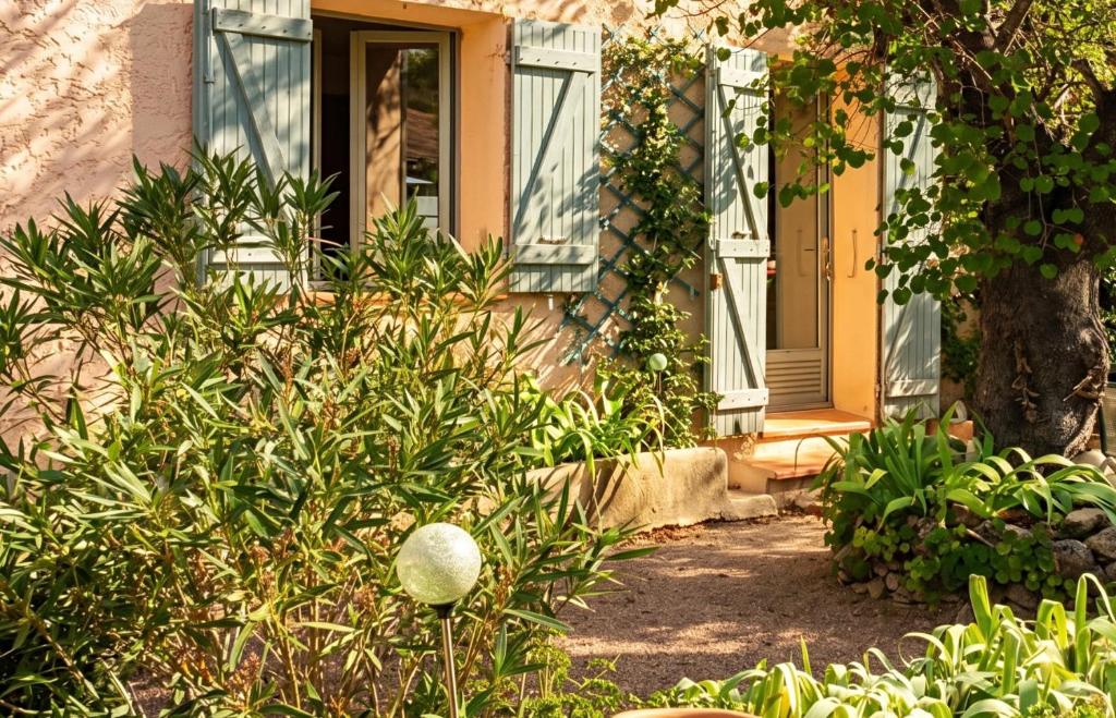 Charmant bastidon provençal avec jardin à Aix