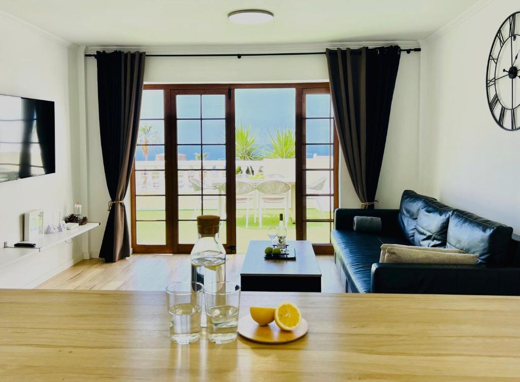 Ocean View Apartment - Heated Pool - Sunset Terrace