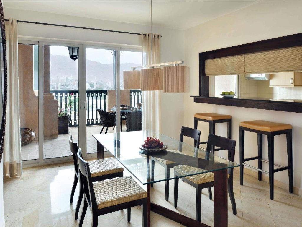 Mövenpick Resort & Residences Aqaba - Three-Bedroom Apartment With Sea View