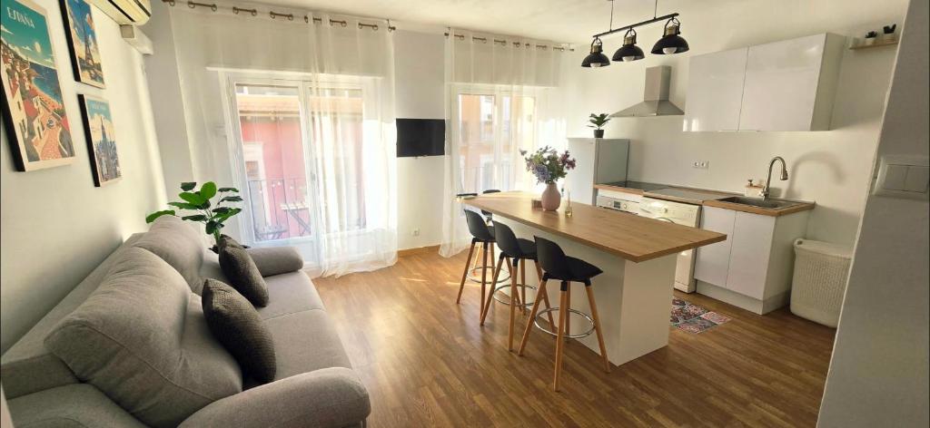 Apartamento moderno en centro histórico junto a la playa