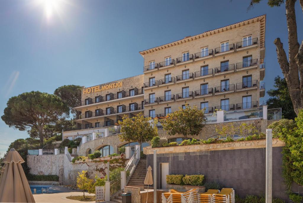 a rendering of the hotel principality of sorrento at Hotel Montjoi by Brava Hoteles in Sant Feliu de Guíxols