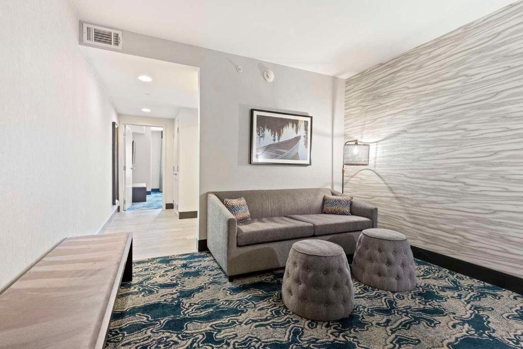 Doubletree By Hilton Front Royal Blue Ridge Shadows - 