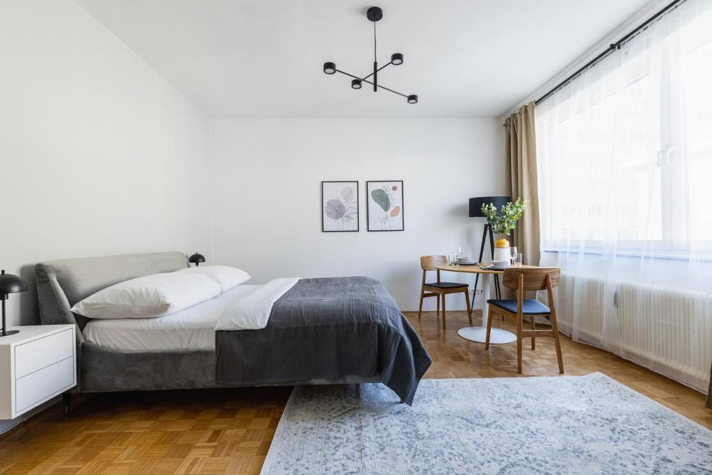 Contemporary Designed Apartment, Central Location