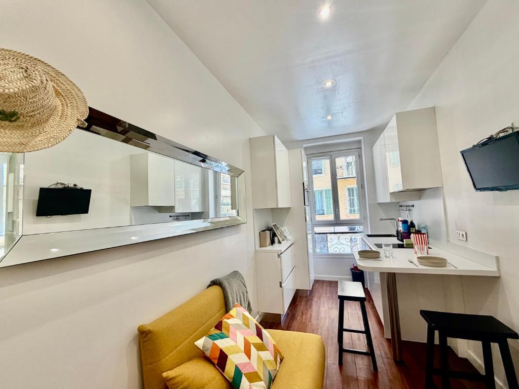 Escapade niçoise au Port Appartement cosy pour 2