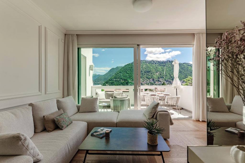 Villa Olmo Luxury Suites - by MyHomeInComo - Housity