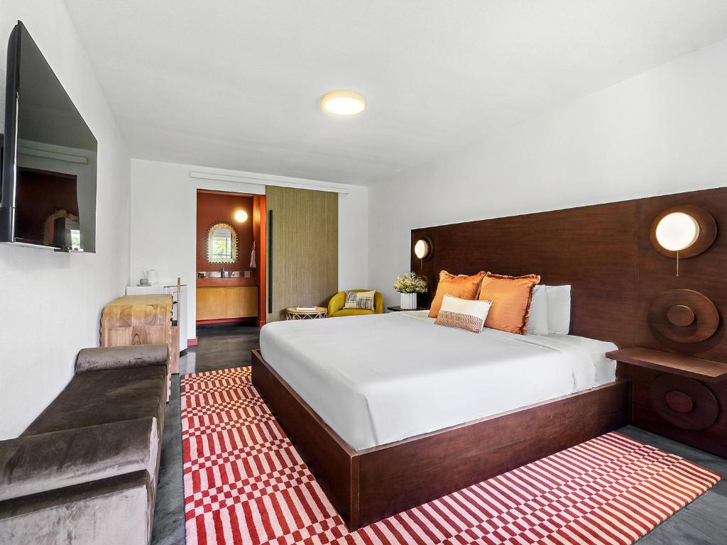Hacienda del Rio - Studio Lit King-Size