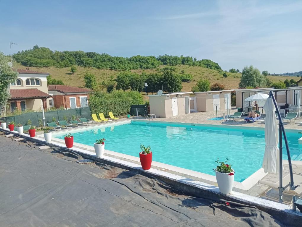Appartamento al Feudo-piscina e parcheggio gratuito