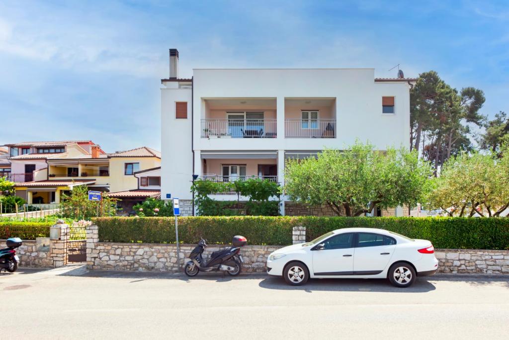 Alida Apartments & Room near the Sea