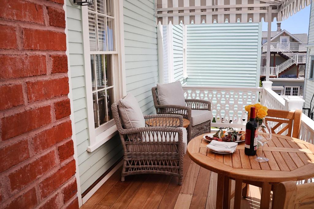 The Virginia and Cottages - 