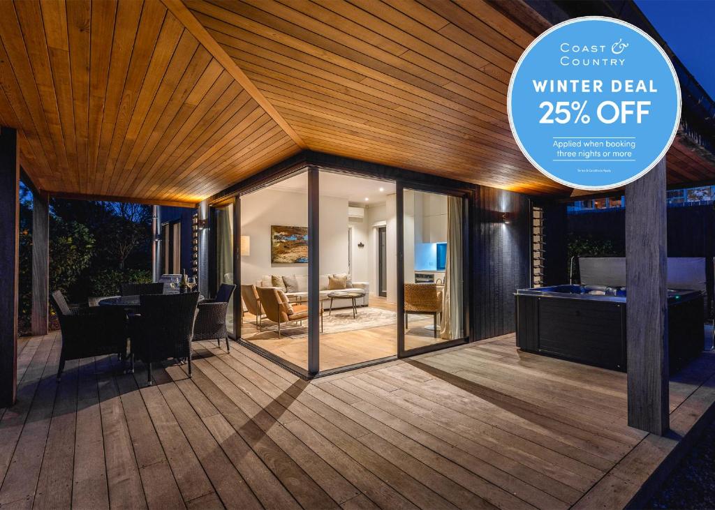 a villa with a winter deal off at Moa 30 Runga - Coast & Country in Oneroa