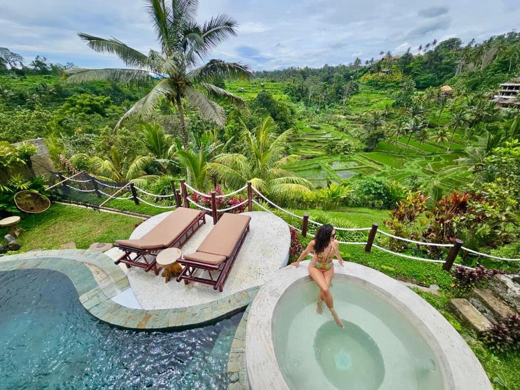 فضای داخلی Angel Bali Suites, Private Nature Bamboo Villa در بالی - تصویر ۳
