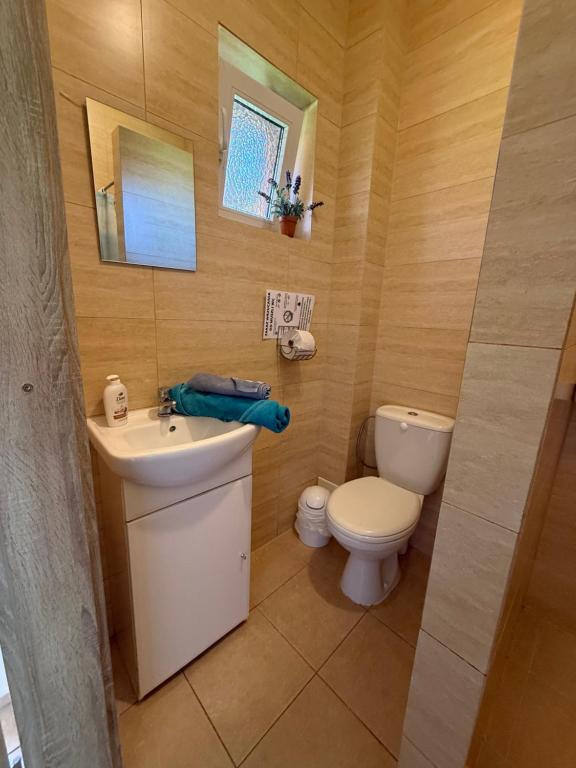 Na Wiejskiej - Habitación Triple Con Balcón