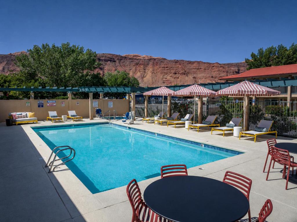 Piscina a Hotel Moab Downtown o a prop