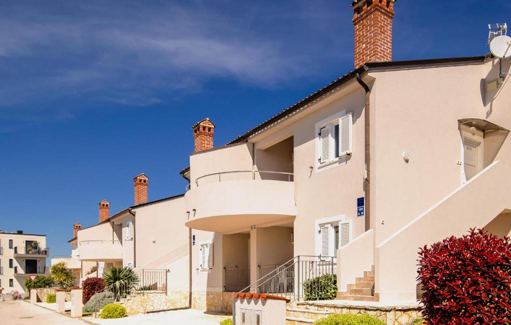 Nice Apartment In Medulin With Wifi