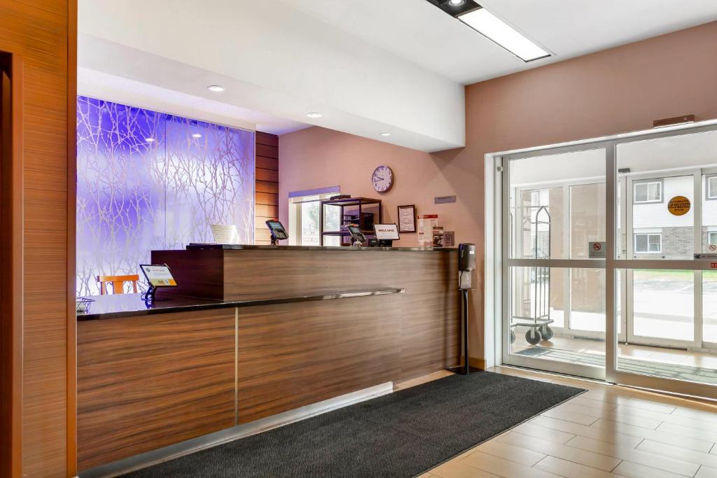 Comfort Inn & Suites Green Bay Stadium Area photo
