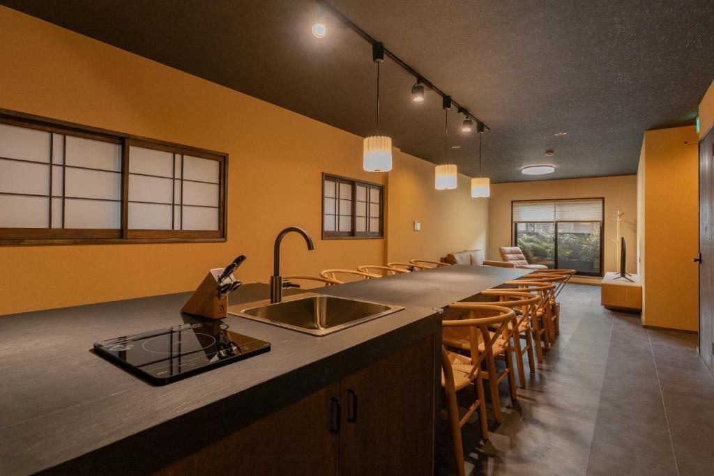 鶴Inn 贅沢な和モダン一軒家 天下茶屋駅徒歩5分 花園町駅徒歩3分 道頓堀 関西空港直通 和光居