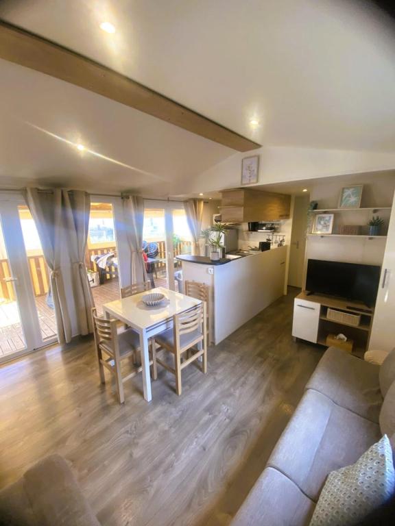 Mobil-Home Prestige 3 Chambres Camping Mar Estang 4 Bord de Mer Cli