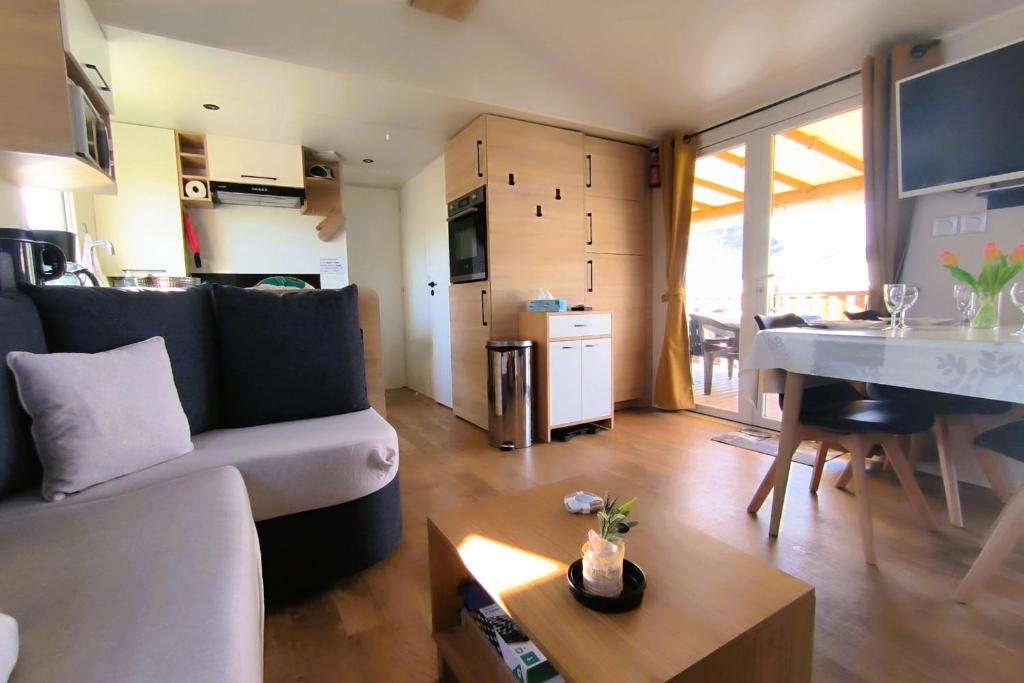 Mobil-Home Cosy 2 Ch - 6 Pers