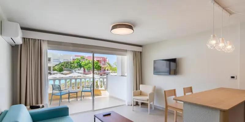Servatur Isora Suites - Classic Suite With Pool View