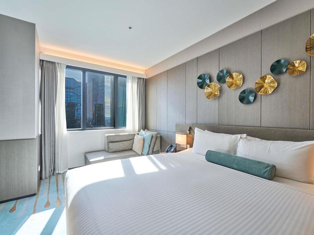 Travel Proud Sustainability certification Novotel Melbourne Central - Suite Junior King
