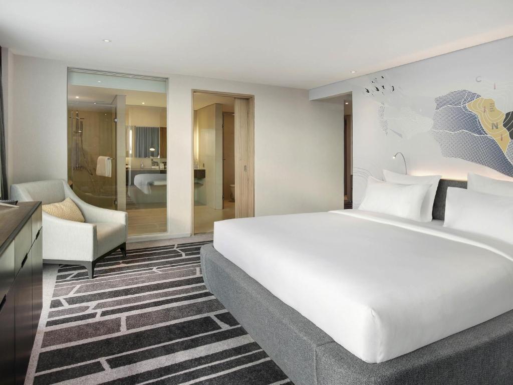 Novotel Jakarta Cikini - Executive King Suite