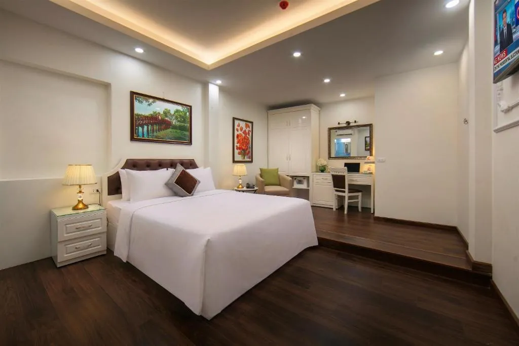 Superior King Suite
