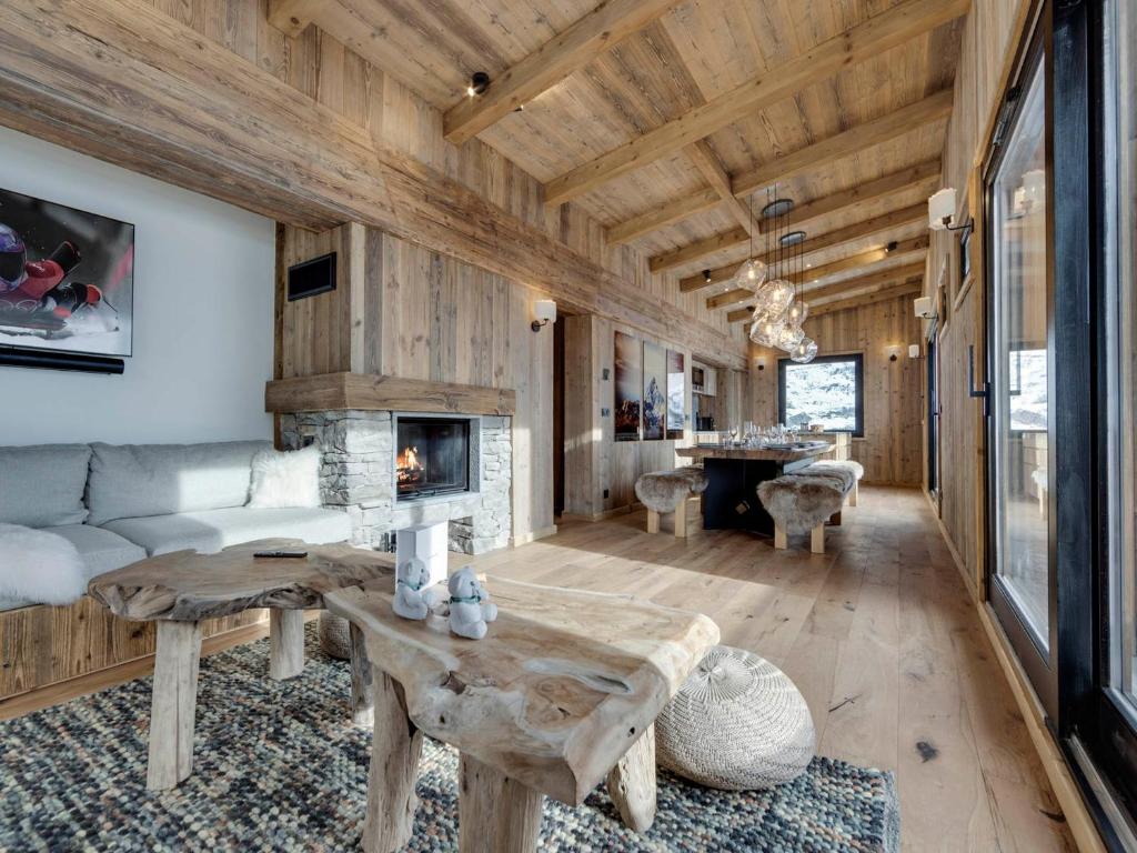 Luxueux Penthouse Montagne – 4 Chambres, Parking, Wi-Fi