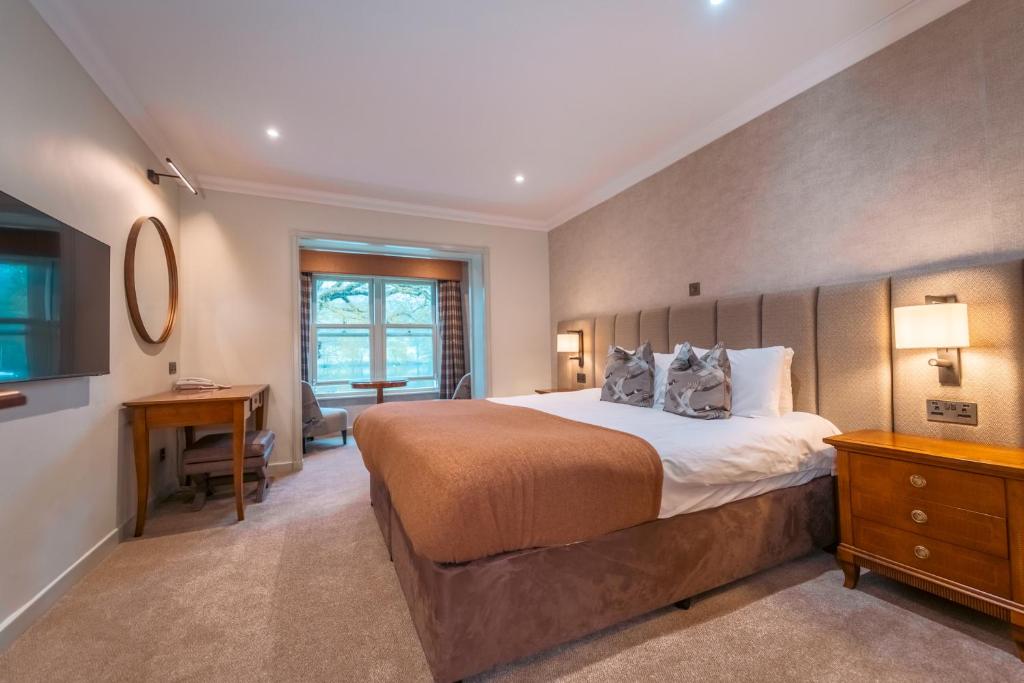 Lakeside Hotel and Spa - 
