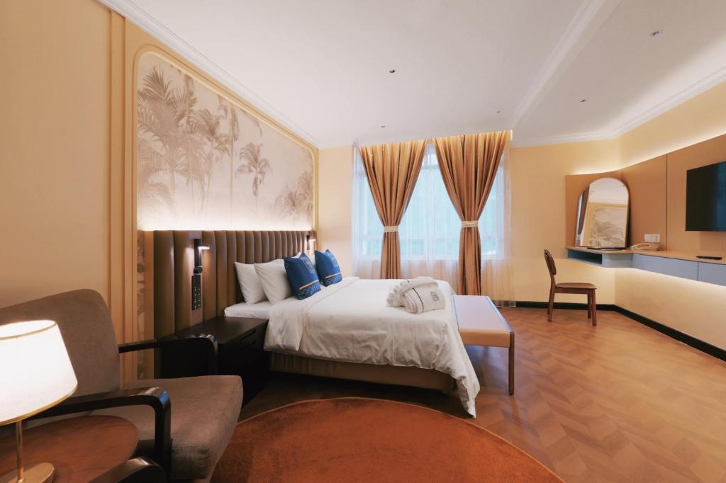 Hotel Sixty3 - Premier King (Newly Renovated)