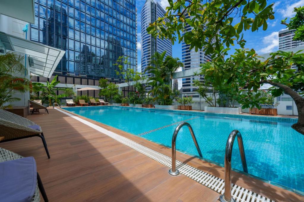 Sabai Sathorn Service Apartment