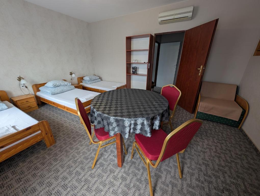 Motel DRABEK - Family Room