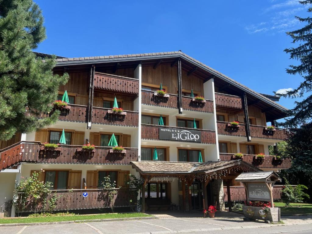 Bangunan di mana terletaknya hotel