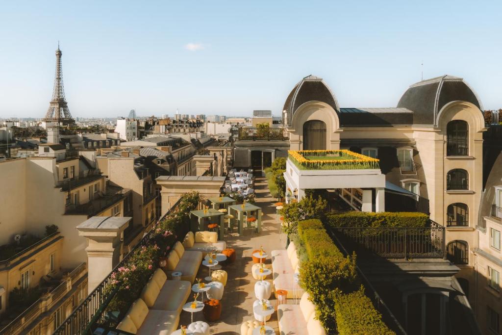 The Peninsula Paris 2