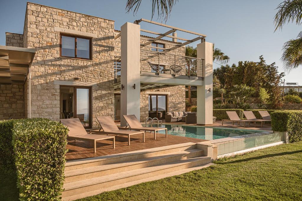 Villa Emilia I Luxury, amazing seaview, next to the town