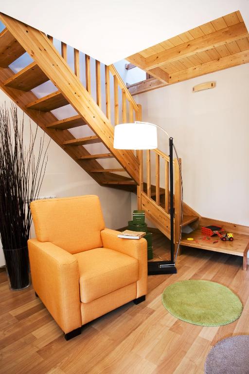 Istumisnurk majutusasutuses Apartaments Petit Saüc